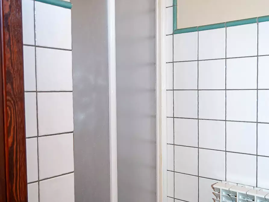 Immagine 11 di Appartamento in vendita  a Gambassi Terme