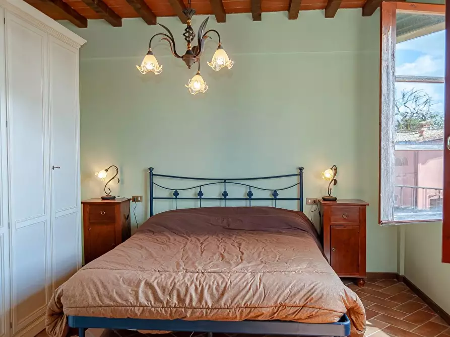 Immagine 3 di Appartamento in vendita  a Gambassi Terme