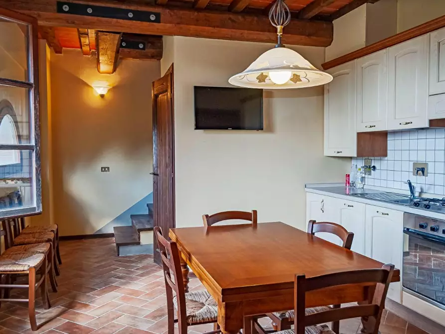 Immagine 4 di Appartamento in vendita  a Gambassi Terme