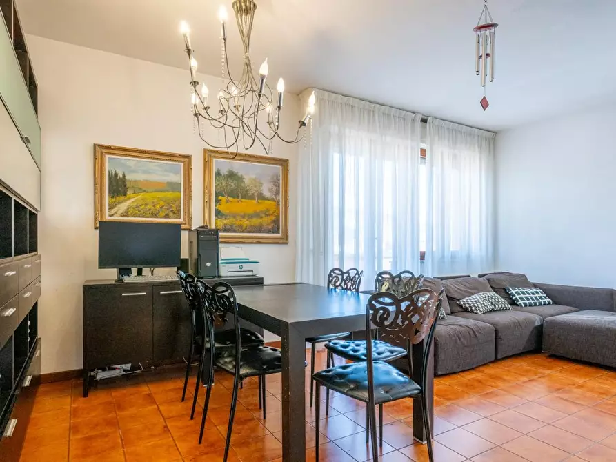 Immagine 6 di Appartamento in vendita  a Cascina