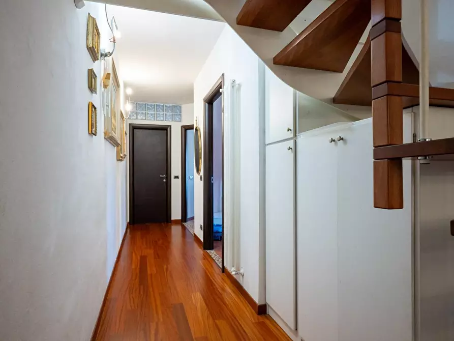 Immagine 18 di Appartamento in vendita  a Cascina