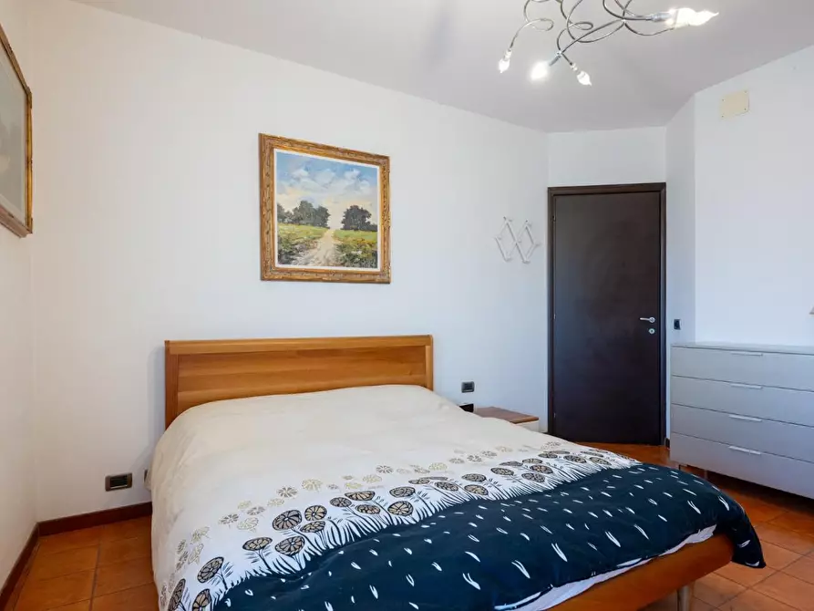 Immagine 26 di Appartamento in vendita  a Cascina