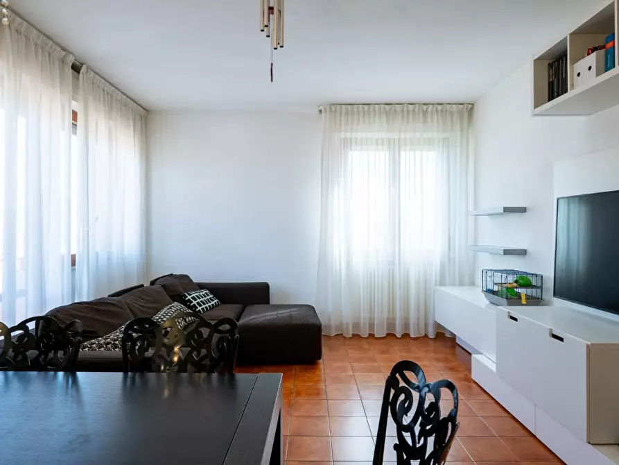 Immagine 3 di Appartamento in vendita  a Cascina