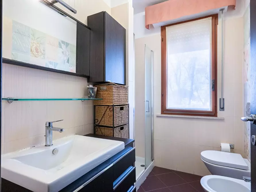 Immagine 17 di Appartamento in vendita  a Cascina