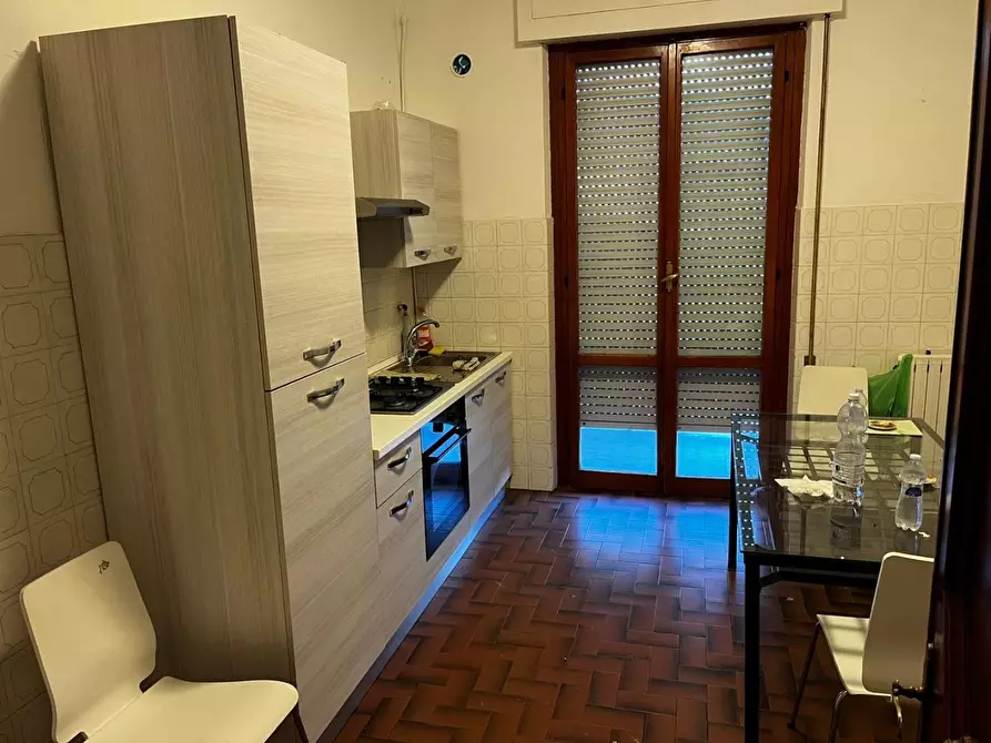 Immagine 2 di Appartamento in affitto  a Sarzana