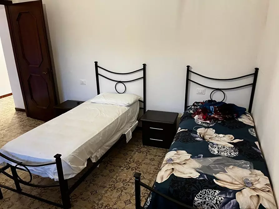 Immagine 11 di Appartamento in affitto  a Sarzana