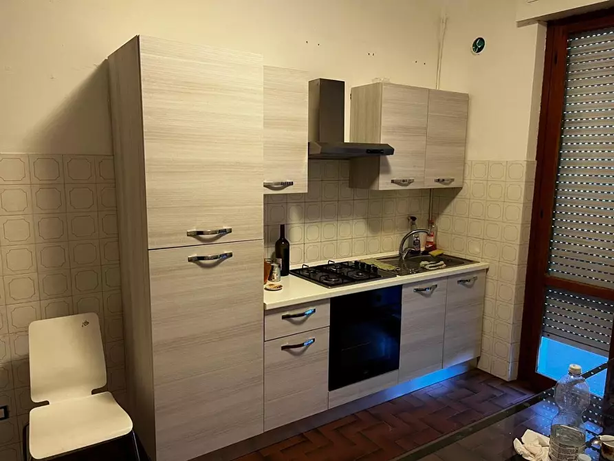 Immagine 3 di Appartamento in affitto  a Sarzana