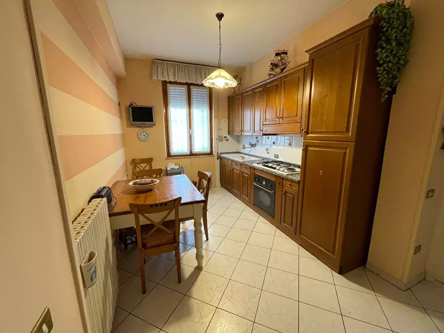 Immagine 4 di Appartamento in vendita  a Vinci