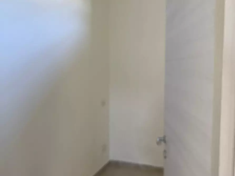 Immagine 11 di Appartamento in affitto  a Sarzana