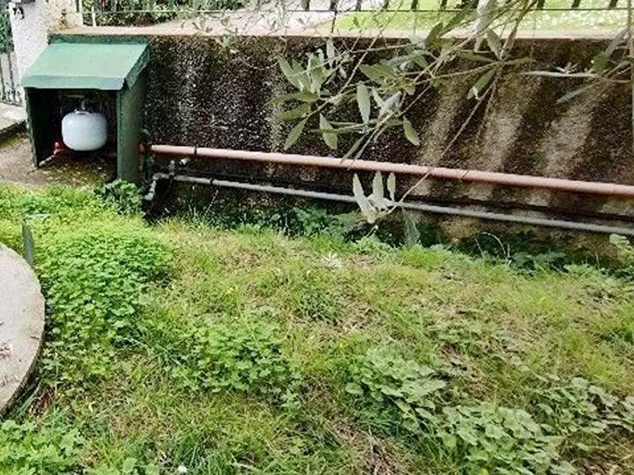 Immagine 19 di Casa indipendente in vendita  a Massarosa
