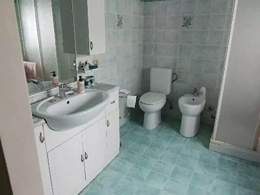 Immagine 47 di Casa indipendente in vendita  a Massarosa