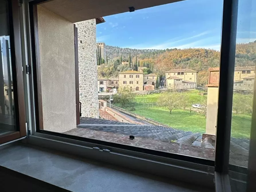 Immagine 21 di Appartamento in vendita  a Sovicille