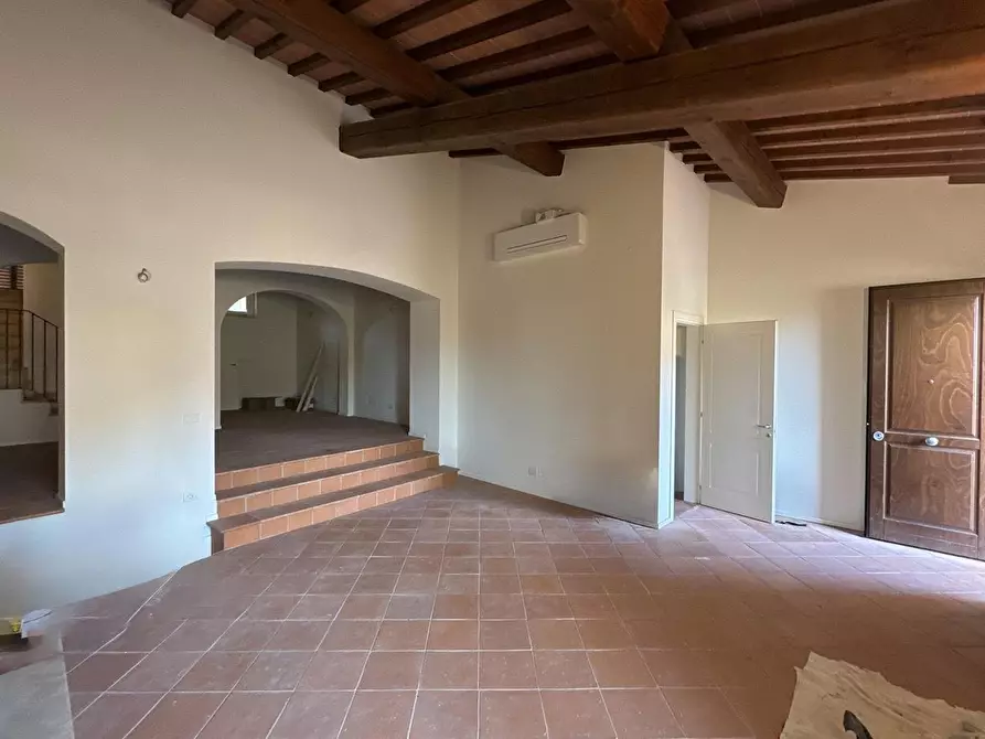 Immagine 2 di Appartamento in vendita  a Sovicille