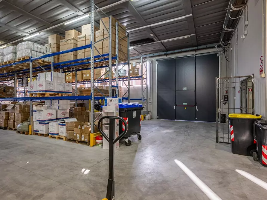 Immagine 75 di Capannone industriale in vendita  a Calcinaia