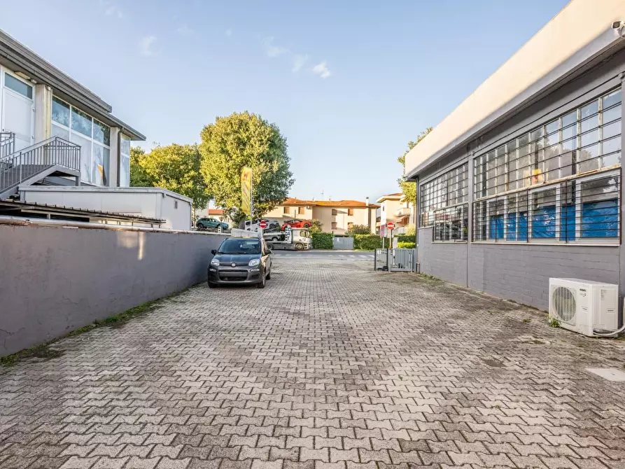 Immagine 113 di Capannone industriale in vendita  a Calcinaia