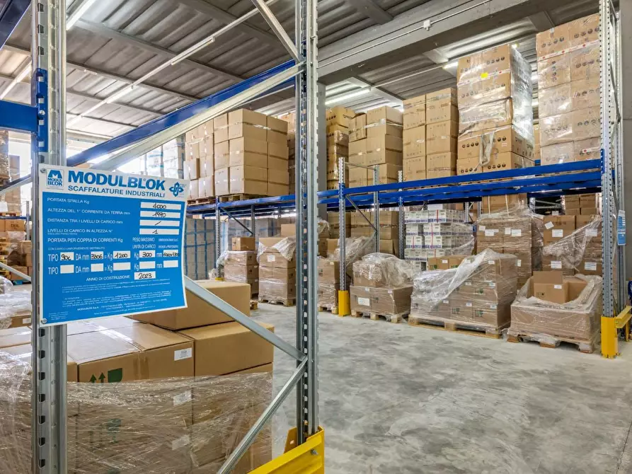 Immagine 69 di Capannone industriale in vendita  a Calcinaia