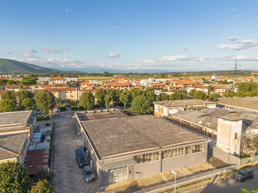 Immagine 107 di Capannone industriale in vendita  a Calcinaia