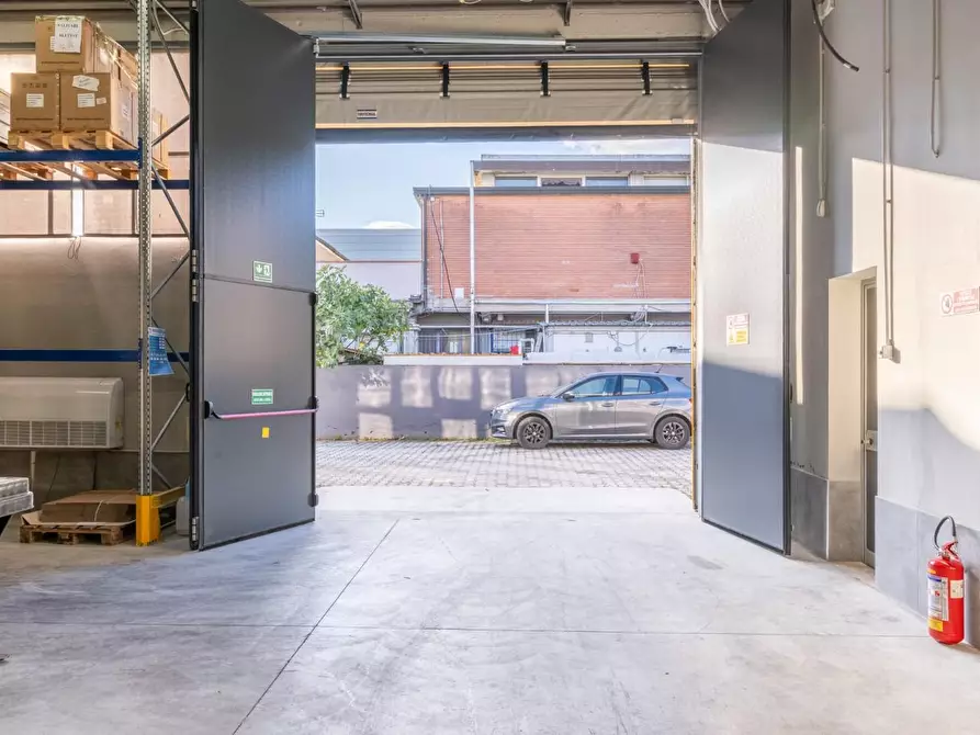 Immagine 77 di Capannone industriale in vendita  a Calcinaia