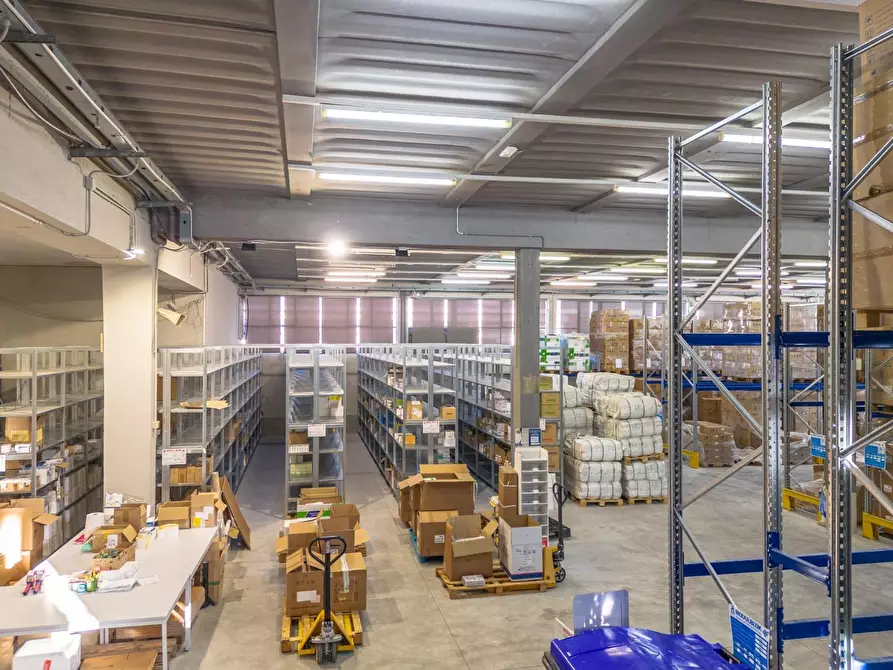 Immagine 96 di Capannone industriale in vendita  a Calcinaia