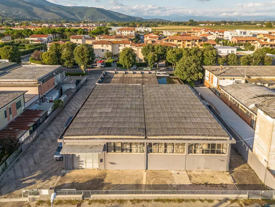 Immagine 108 di Capannone industriale in vendita  a Calcinaia