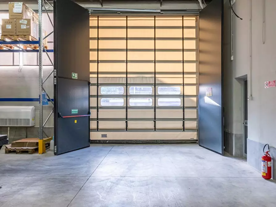 Immagine 76 di Capannone industriale in vendita  a Calcinaia