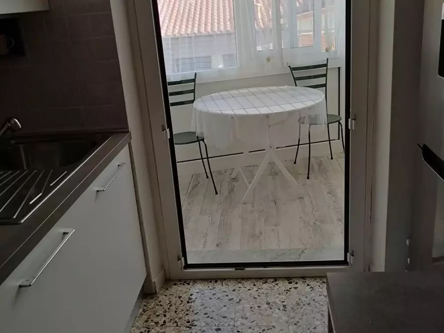 Immagine 9 di Appartamento in affitto  a Pisa