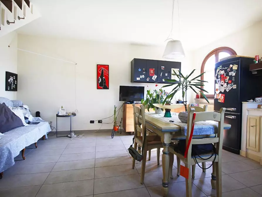 Immagine 5 di Casa colonica in vendita  a Empoli