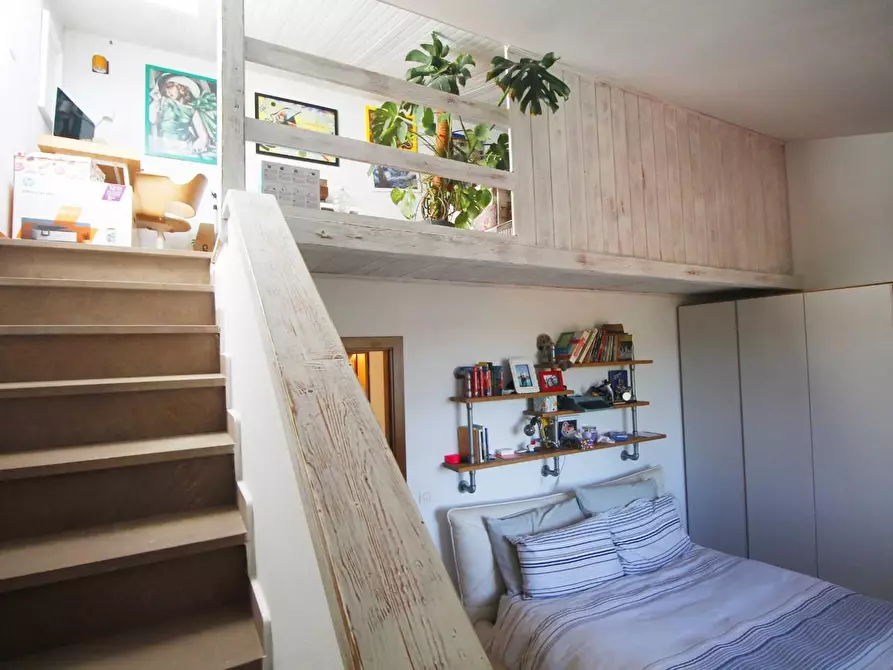 Immagine 18 di Casa colonica in vendita  a Empoli