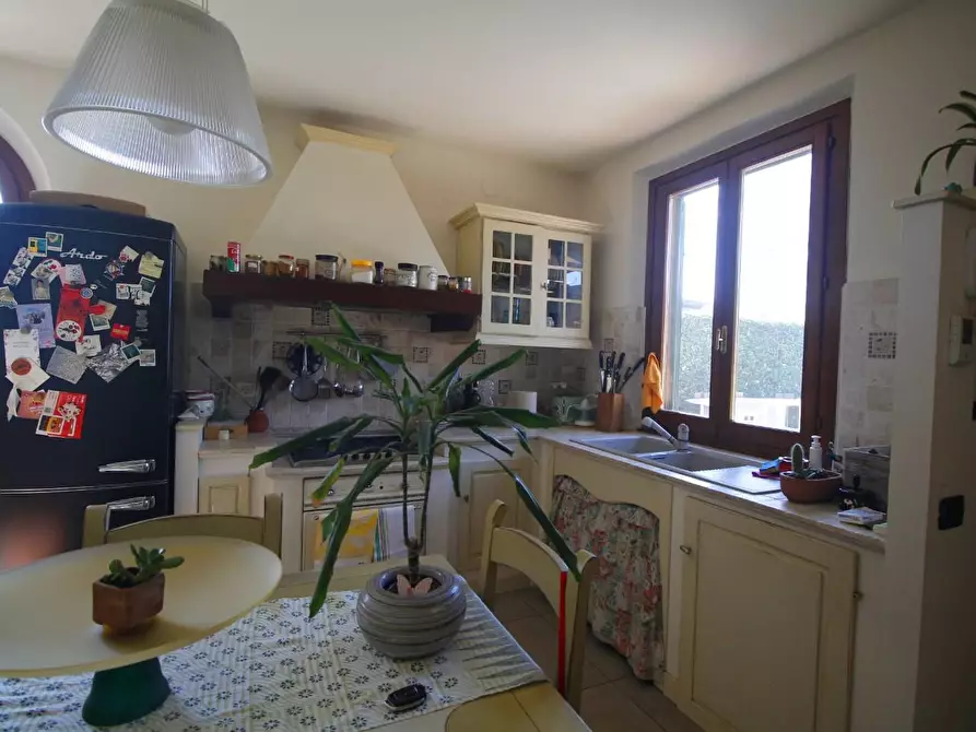 Immagine 12 di Casa colonica in vendita  a Empoli