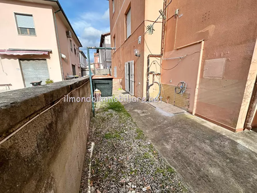 Immagine 36 di Porzione di casa in vendita  a Rosignano Marittimo