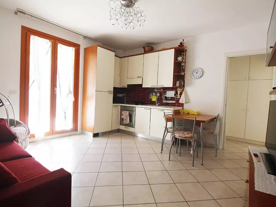 Immagine 6 di Appartamento in vendita  a Empoli