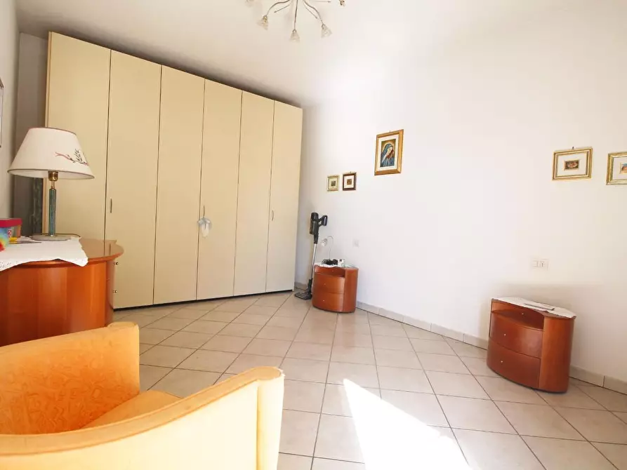 Immagine 10 di Appartamento in vendita  a Empoli