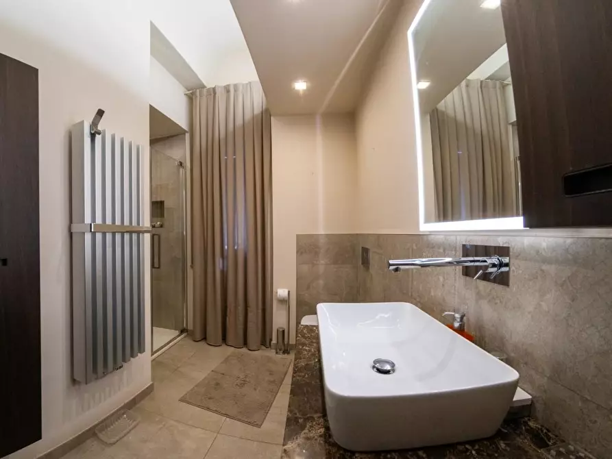 Immagine 39 di Appartamento in vendita  a Pisa