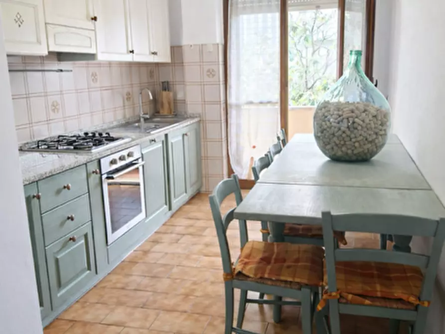 Immagine 2 di Appartamento in vendita  a Pisa