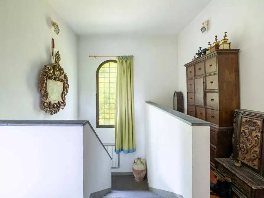 Immagine 33 di Casa colonica in vendita  a Vecchiano