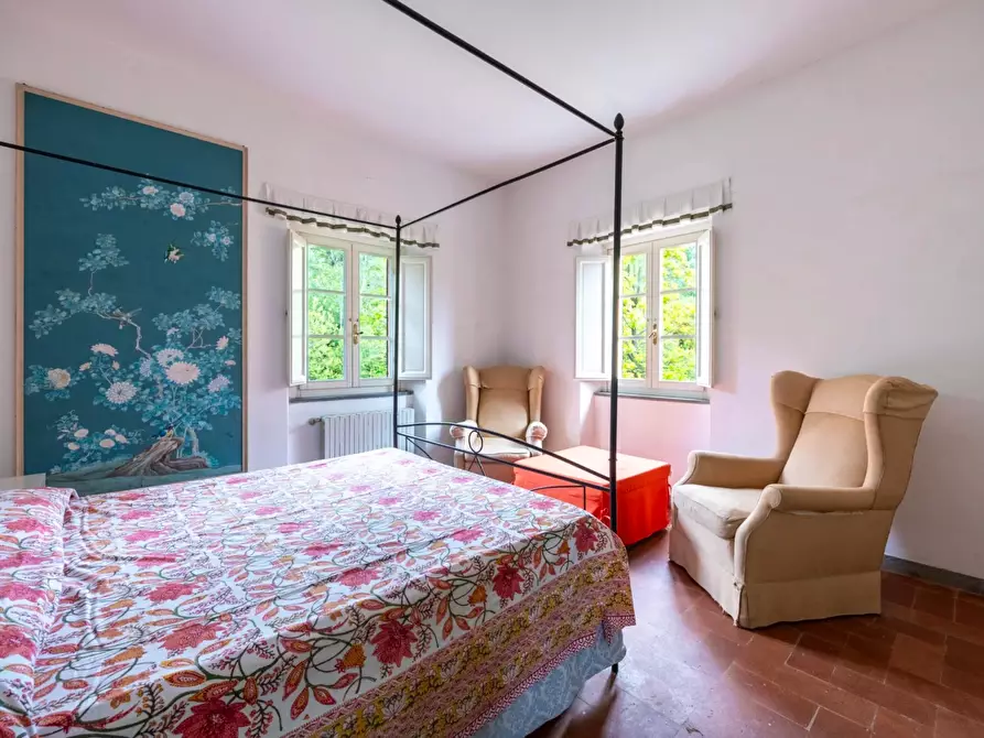 Immagine 57 di Casa colonica in vendita  a Vecchiano