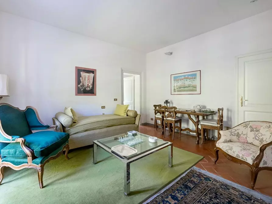Immagine 49 di Casa colonica in vendita  a Vecchiano