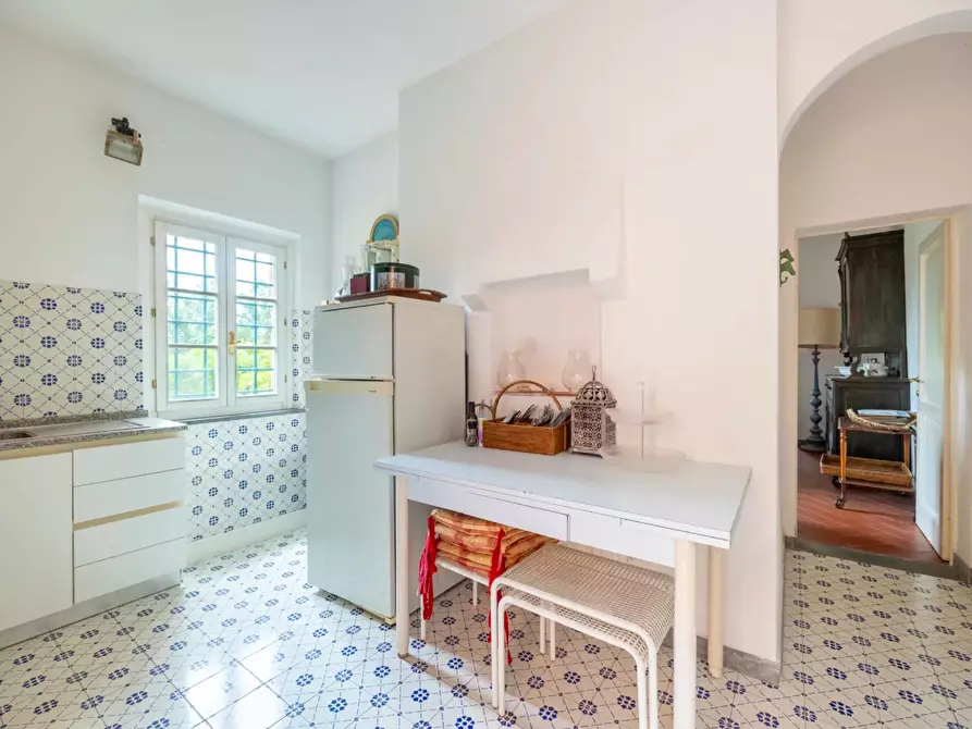 Immagine 54 di Casa colonica in vendita  a Vecchiano