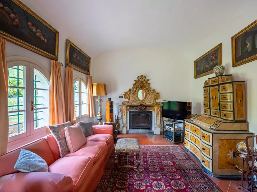 Immagine 22 di Casa colonica in vendita  a Vecchiano