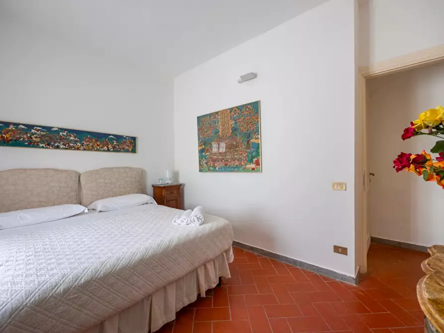 Immagine 50 di Casa colonica in vendita  a Vecchiano