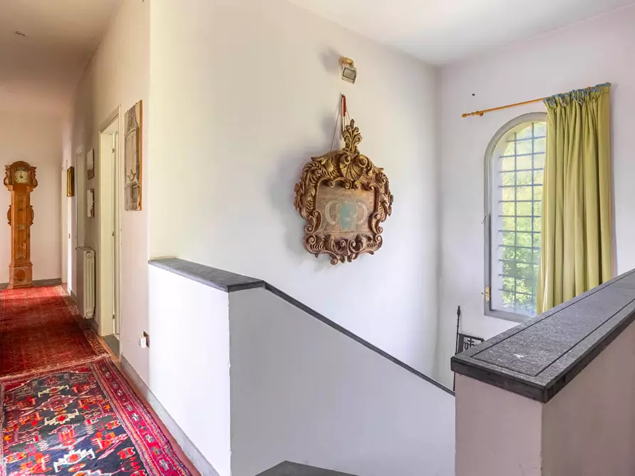 Immagine 32 di Casa colonica in vendita  a Vecchiano