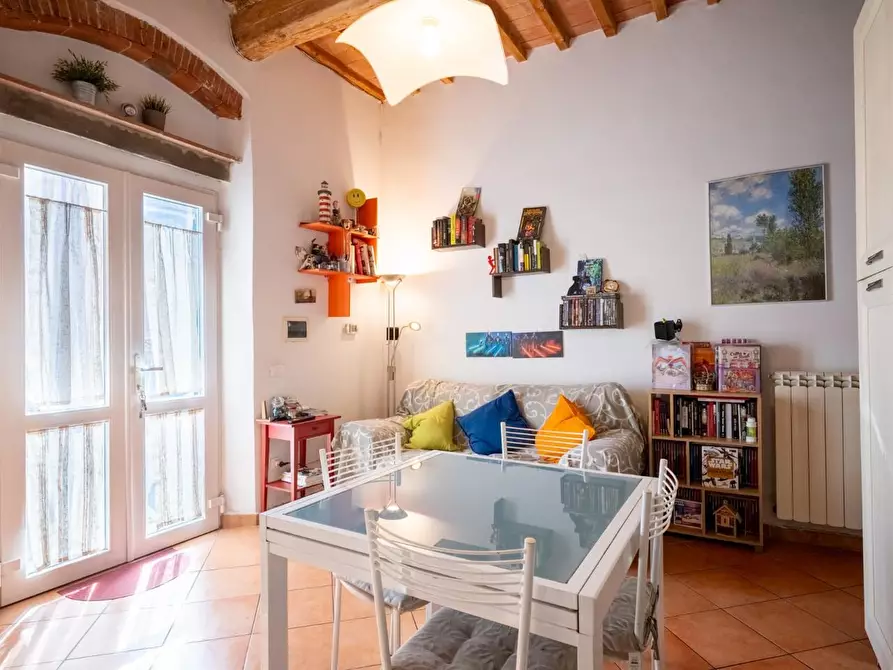 Immagine 1 di Appartamento in vendita  a Cascina