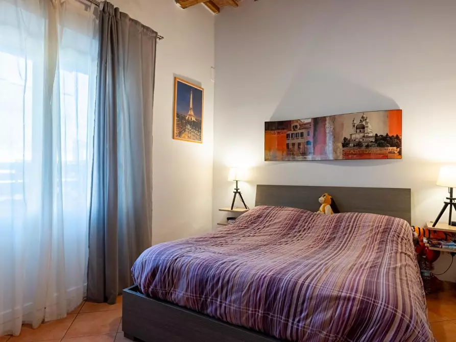 Immagine 10 di Appartamento in vendita  a Cascina