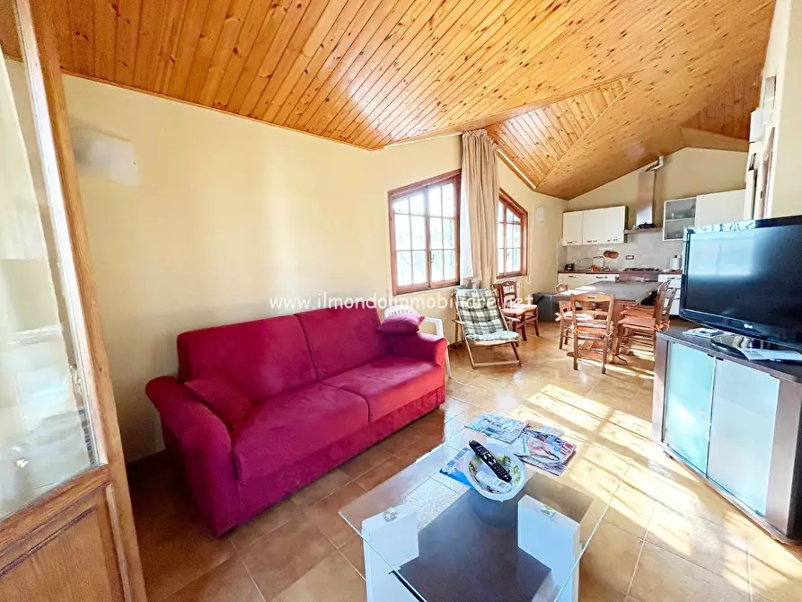 Immagine 1 di Casa semindipendente in vendita  a Rosignano Marittimo