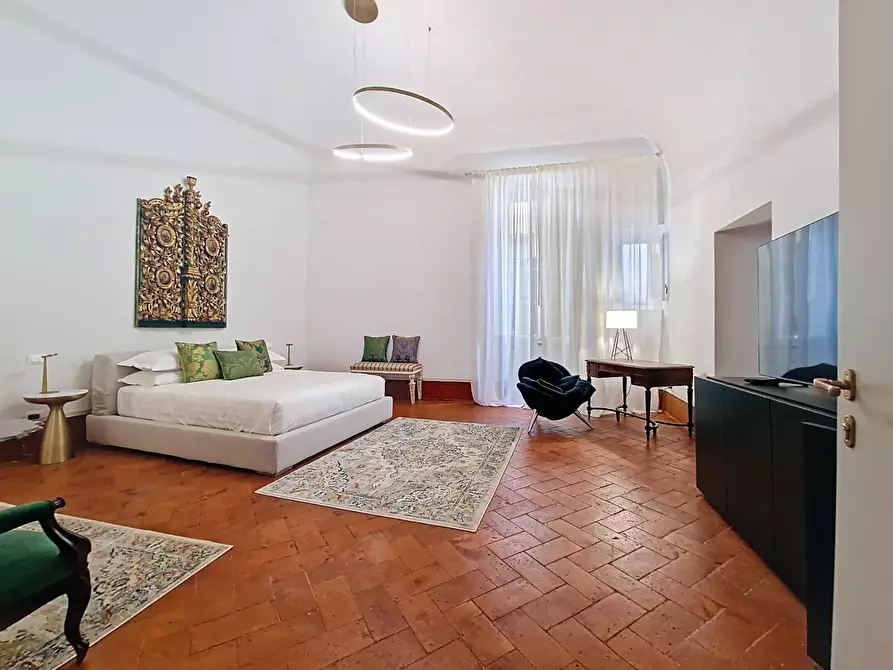 Immagine 22 di Palazzo in vendita  a Pisa