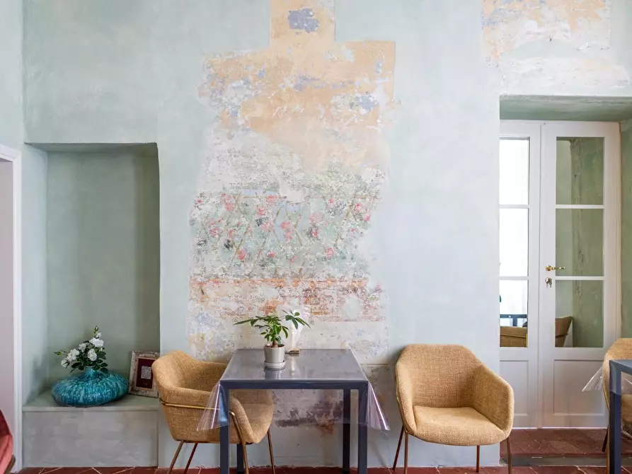 Immagine 32 di Palazzo in vendita  a Pisa