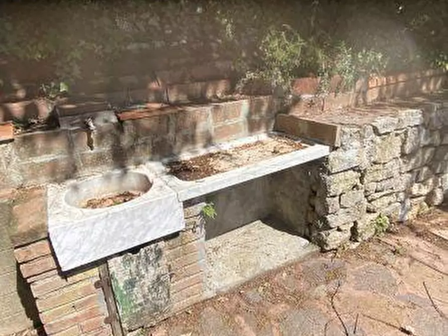 Immagine 13 di Casa indipendente in vendita  a Lerici