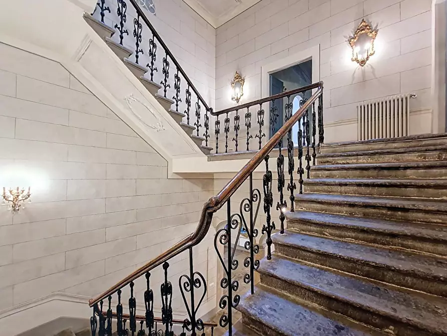 Immagine 6 di Appartamento in vendita  a Pisa