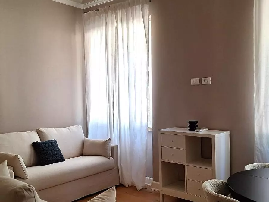 Immagine 8 di Appartamento in affitto  a Livorno