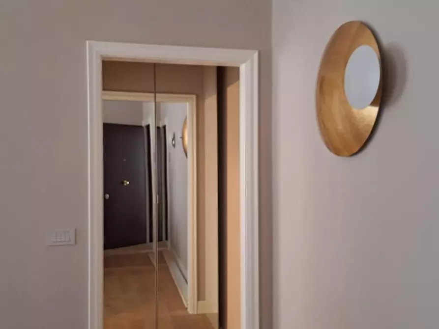 Immagine 5 di Appartamento in affitto  a Livorno